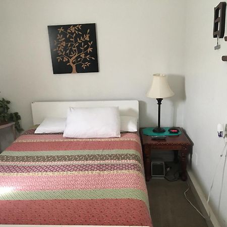 Midway Motel Caliente Εξωτερικό φωτογραφία