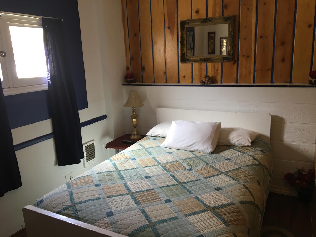 Midway Motel Caliente Εξωτερικό φωτογραφία